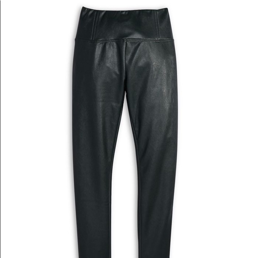 Leather leggings